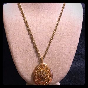 Vintage Sarah Cov Locket Necklace